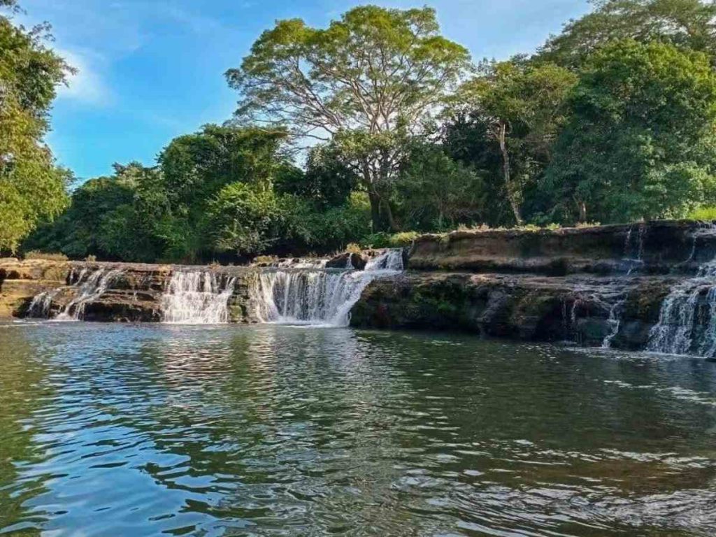 Salto Los Limones, el oasis natural de Suchitoto.