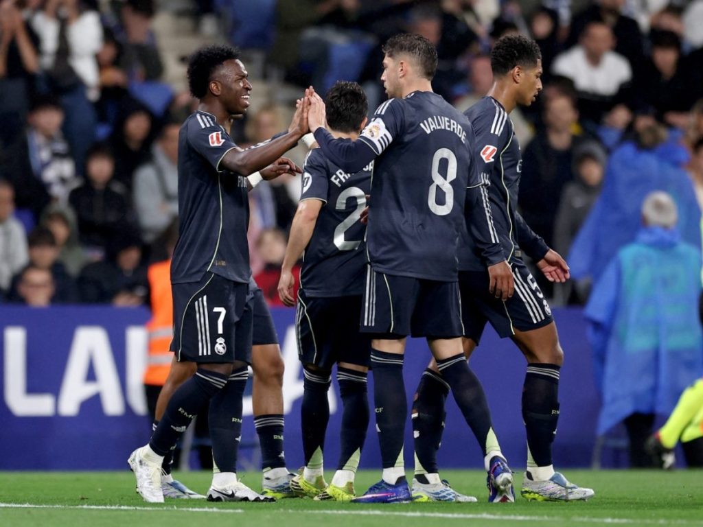 Real Madrid celebra victoria ante el Espanyol. Foto AFP