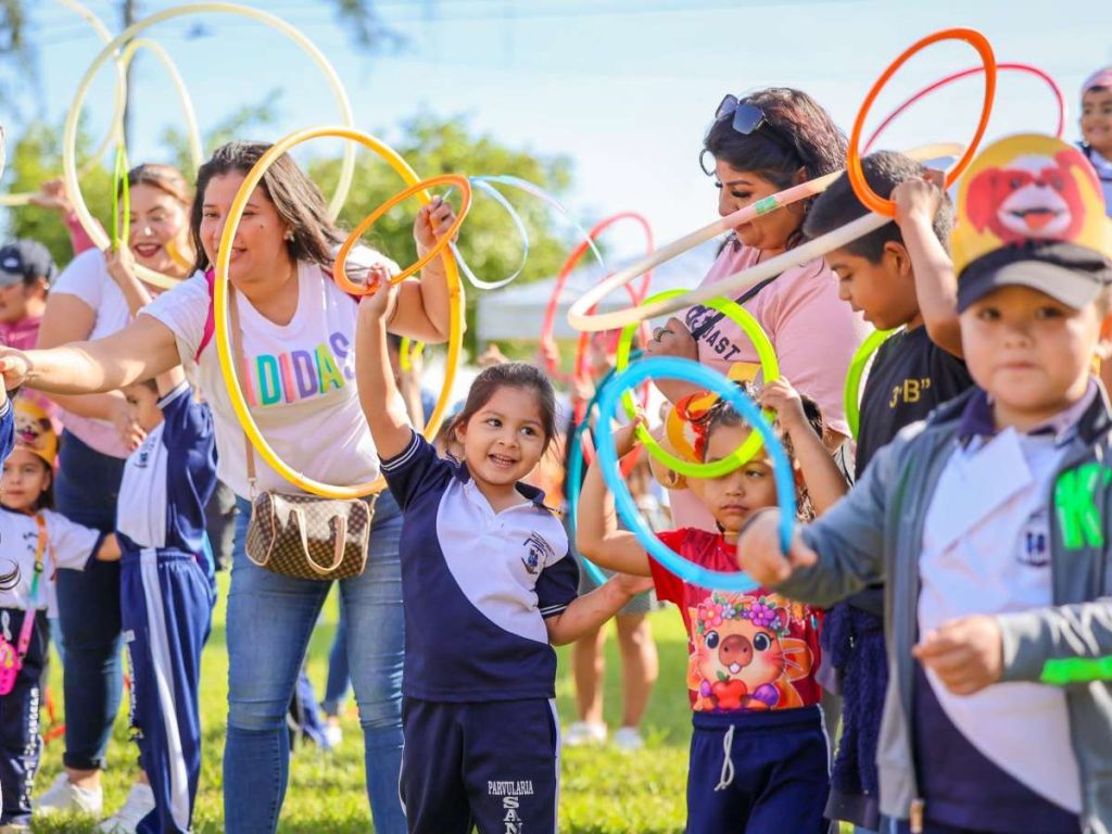 Familias salvadoreñas disfrutarán de espacios seguros, juegos y actividades recreativas durante los 45 Festivales del Juego en todo el país.