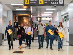 Aeropuerto-trabajo-migración-laboral