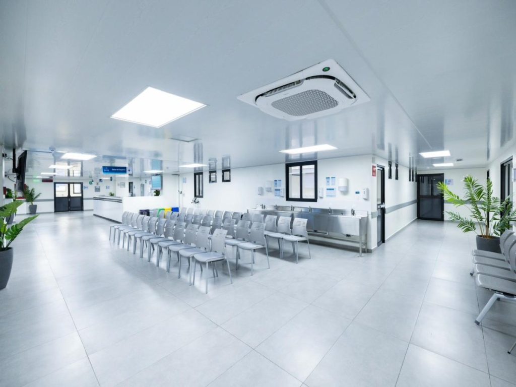 Interior del Nuevo Hospital Rosales
