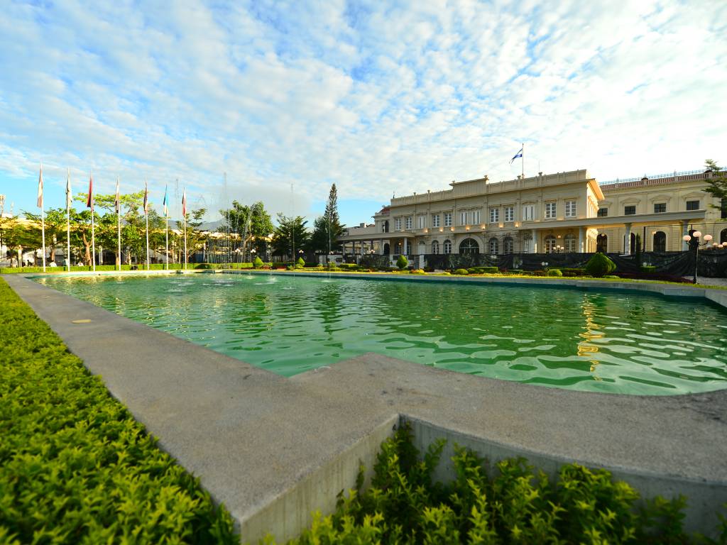 LM-Amanecer- Centro Histórico- Monumentos- Catedral- Plaza- Calles- Biblioteca