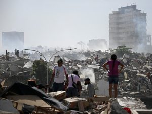 La-Guaira-venezuela-rescatistas-salvadoreños-04