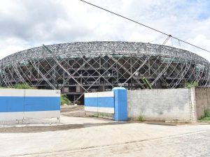 Vista de frente del Estadio Nuevo de El Salvador. Foto Miguel Lemus