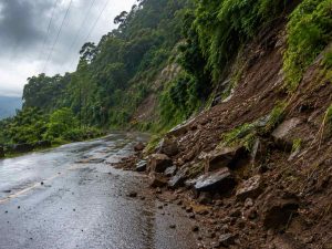 Tormenta-tropical