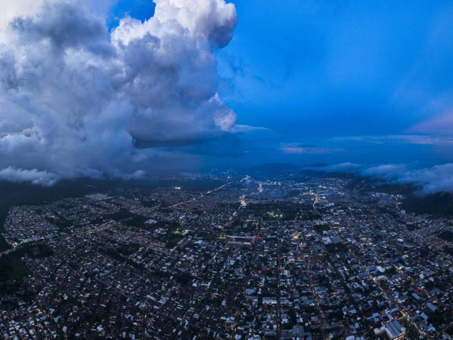 Meteorólogos prevén acumulados superiores a los 150 milímetros de lluvia entre este martes y jueves por la influencia de Cristina.