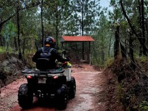 Cuadrimoto, naturaleza y adrenalina en Villa Verde.