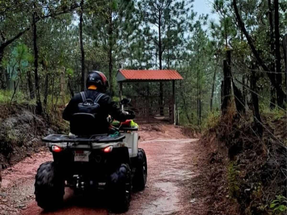 Cuadrimoto, naturaleza y adrenalina en Villa Verde.