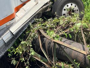 La reparación se concentra en una de las principales líneas de distribución de agua del sector.