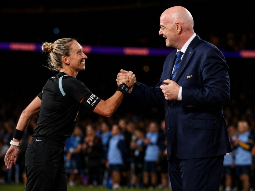 arbitro-fifa-mundial-mujeres