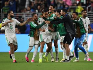 Argelia remontó ante Jordania y llegará con vida a la última fecha del Grupo J.