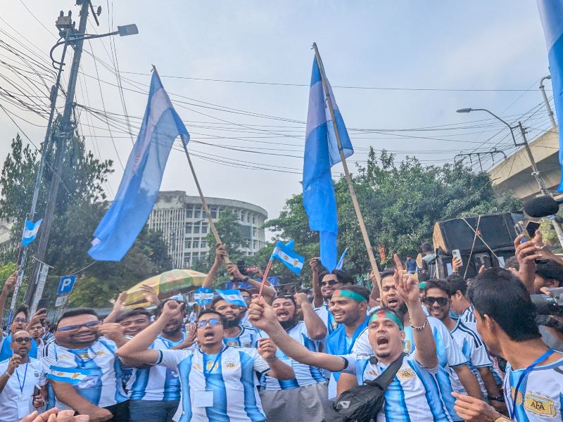 El Mercado Central de Santa Tecla y el Mercado Hula Hula anunciaron que transmitirán el partido entre Argentina y Argelia