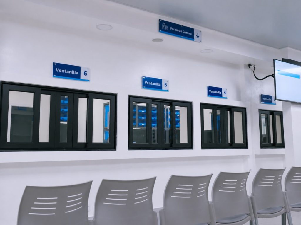 atención de la farmacia-Hospital Rosales