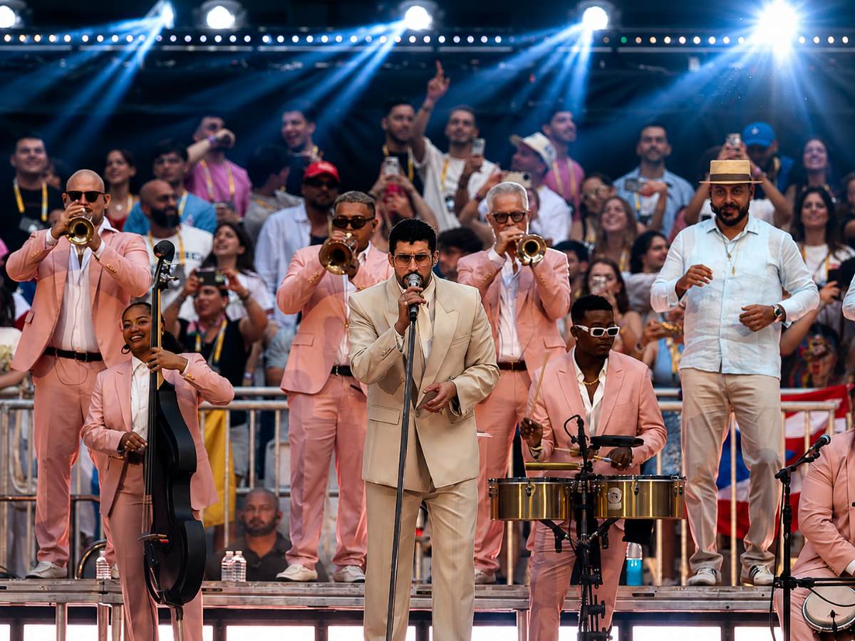 El artista puertorriqueño convirtió su último concierto en una fiesta de casi tres horas, con más perreo que folclore y con Quevedo como invitado sorpresa.