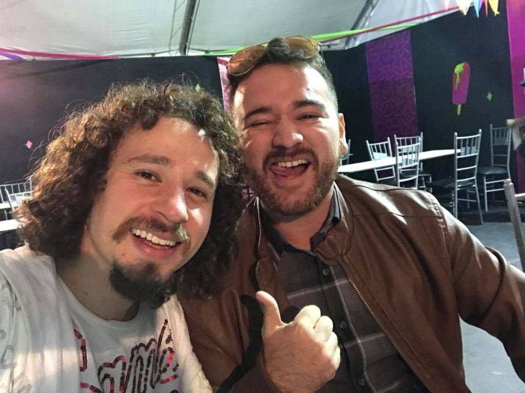Durante su trayectoria, Byron Reyes ha construido una red de contactos con creadores e influencers de distintos países.