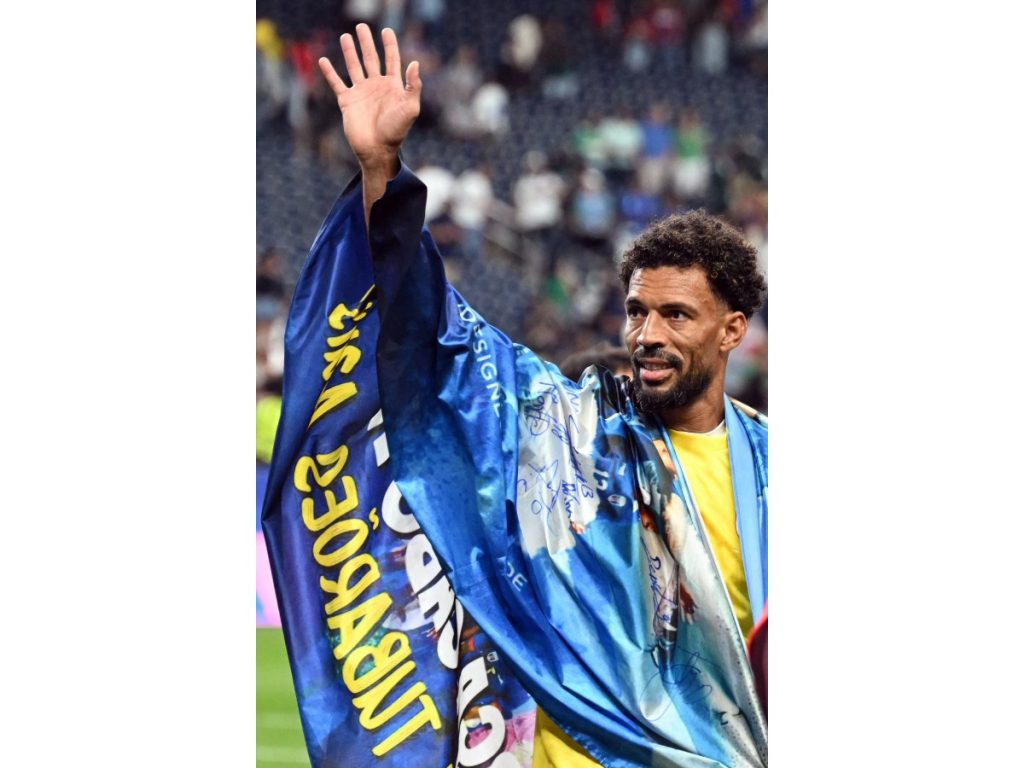 El portero de Cabo Verde, Vozinha (01), celebra la clasificación de su selección tras el partido del Grupo H de la Copa del Mundo 2026 entre Cabo Verde y Arabia Saudí, disputado en el estadio de Houston, el 26 de junio de 2026. Fotografía/ AFP