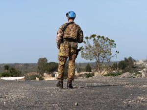 El incidente dejó además un militar serbio fallecido y dos soldados españoles con lesiones leves.