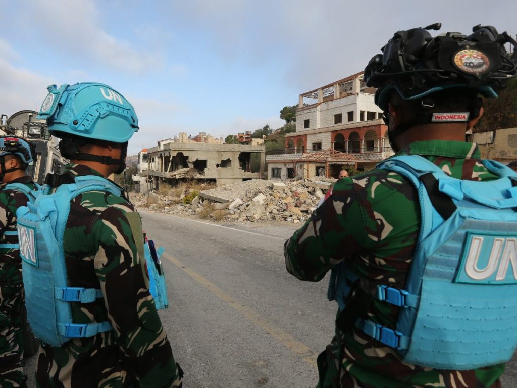 Casco azul salvadoreño resulta herido en ataque que dejó un militar muerto en Líbano