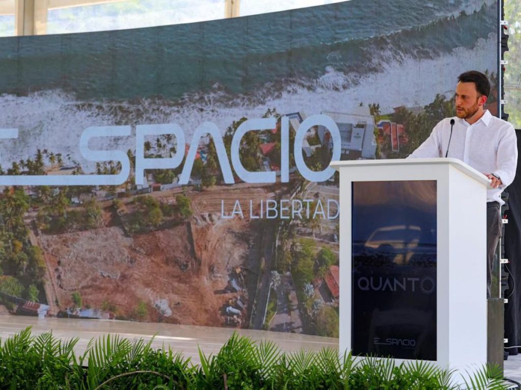 Plaza Espacio La Libertad contará con 21 locales comerciales, siete kioscos y un supermercado como negocio ancla para fortalecer la oferta de servicios en la zona costera. Fotografía/ Secretaría de Prensa de El Salvador