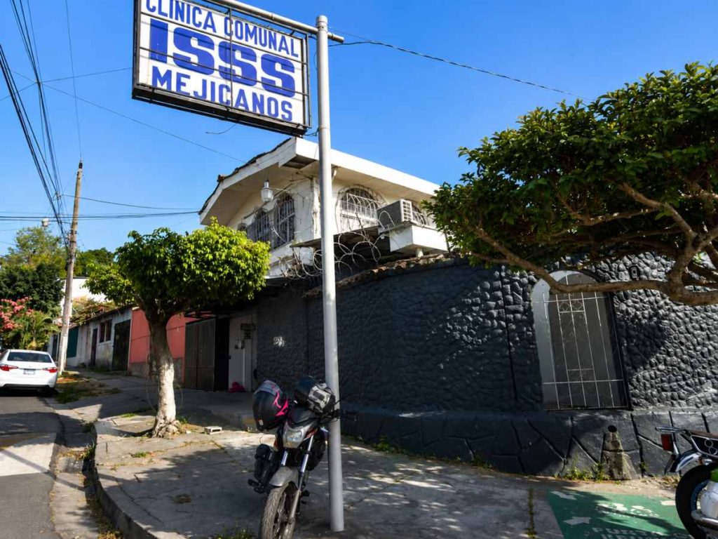 clínica comunal ISSS Mejicanos