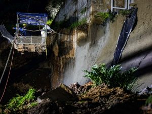 colapso-muro-escalon (1)