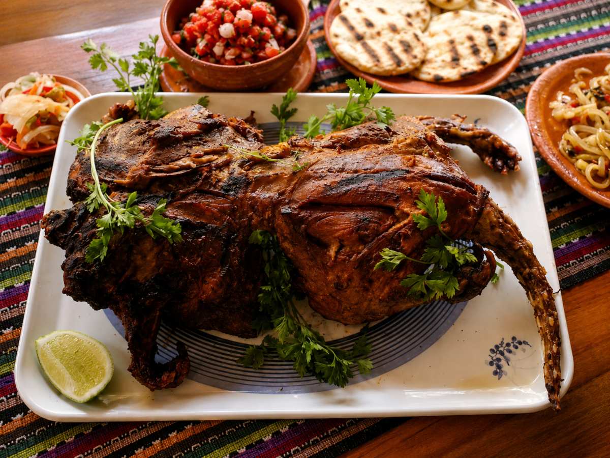 Cuatro platillos exóticos de la gastronomía salvadoreña, ¿Te animás a probarlos?