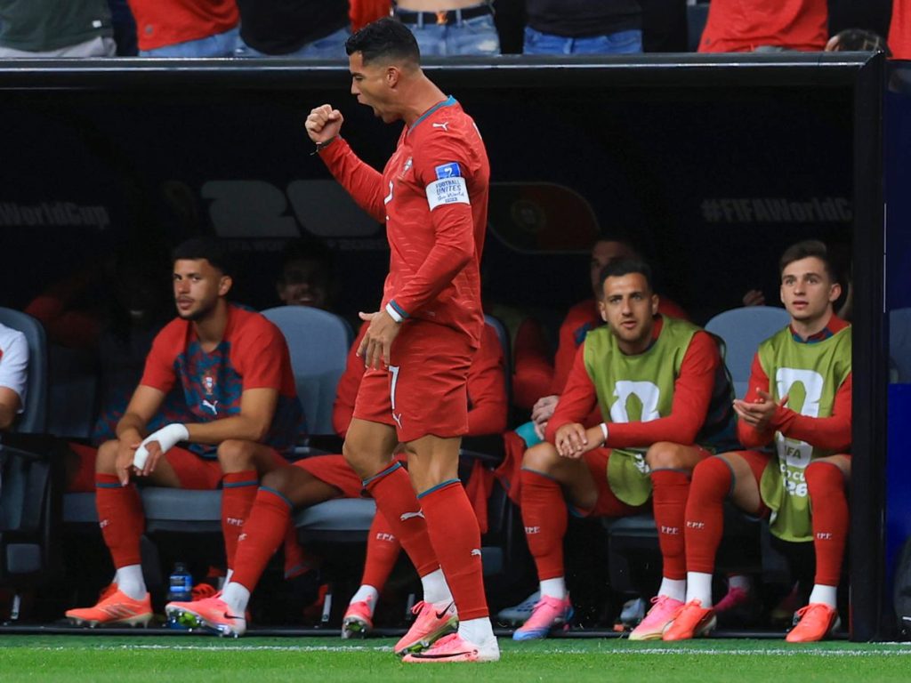 Cristiano Ronaldo se convierte en el único jugador en anotar en 6 mundiales. Foto EFE