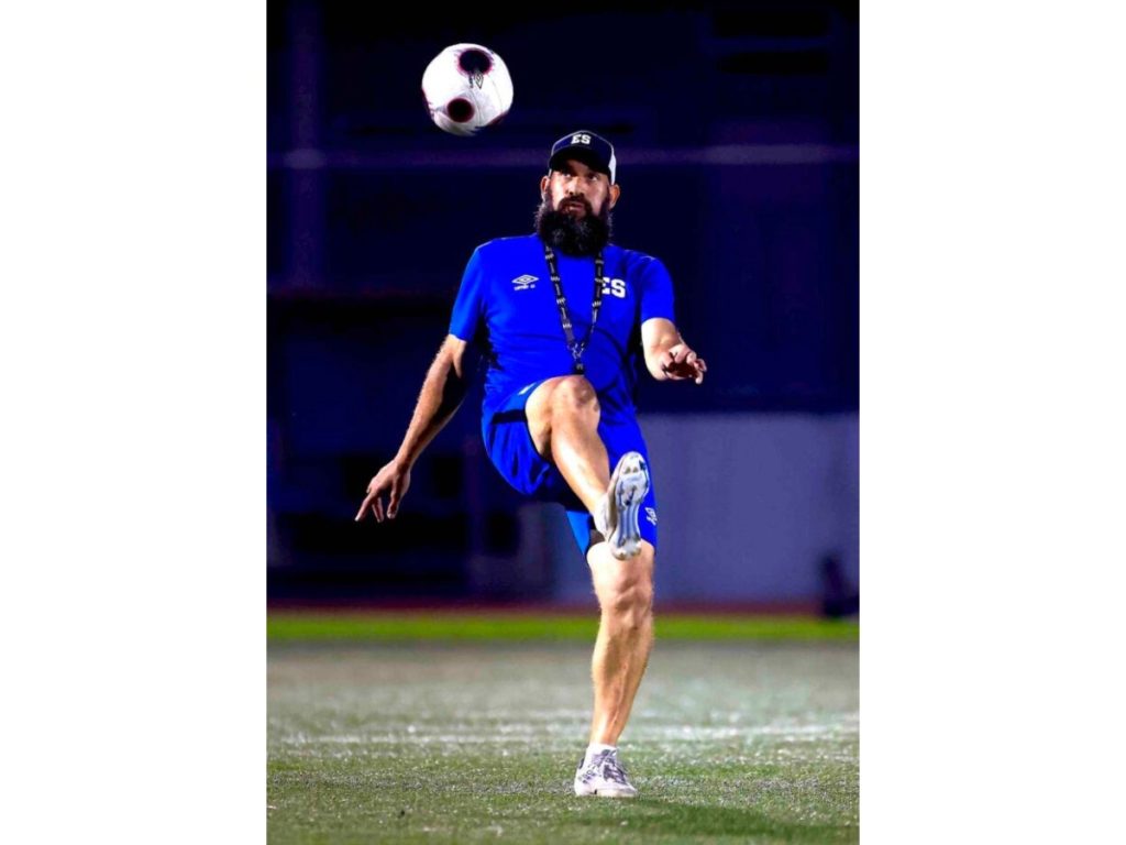 El técnico Eric Acuña destacó que enfrentar a selecciones como Costa Rica permite medir el crecimiento de la Selecta femenina y seguir elevando su nivel competitivo.