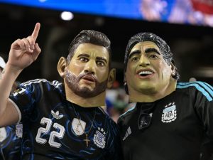 fanaticos messi maradona argentina