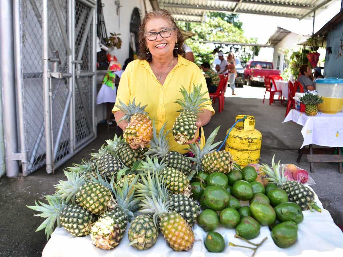feria-pina-santa-maria-ostuma01