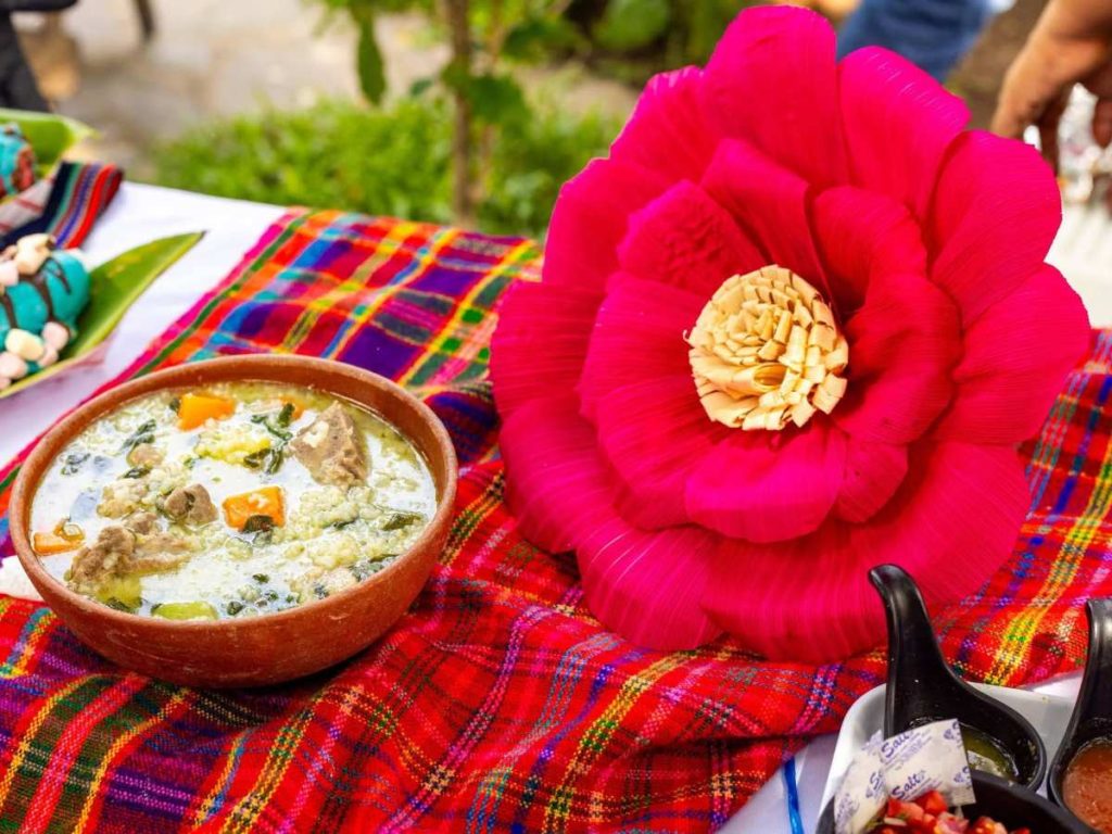 Creadores de contenido participaron en la degustación previa de los platillos que formarán parte del festival gastronómico.
