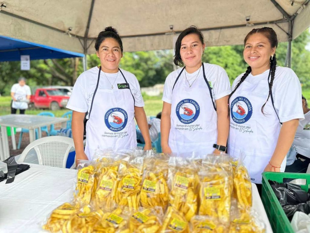 El Festival del Camarón busca promover la gastronomía local, el turismo y el desarrollo económico de las comunidades acuícolas de Jiquilisco.