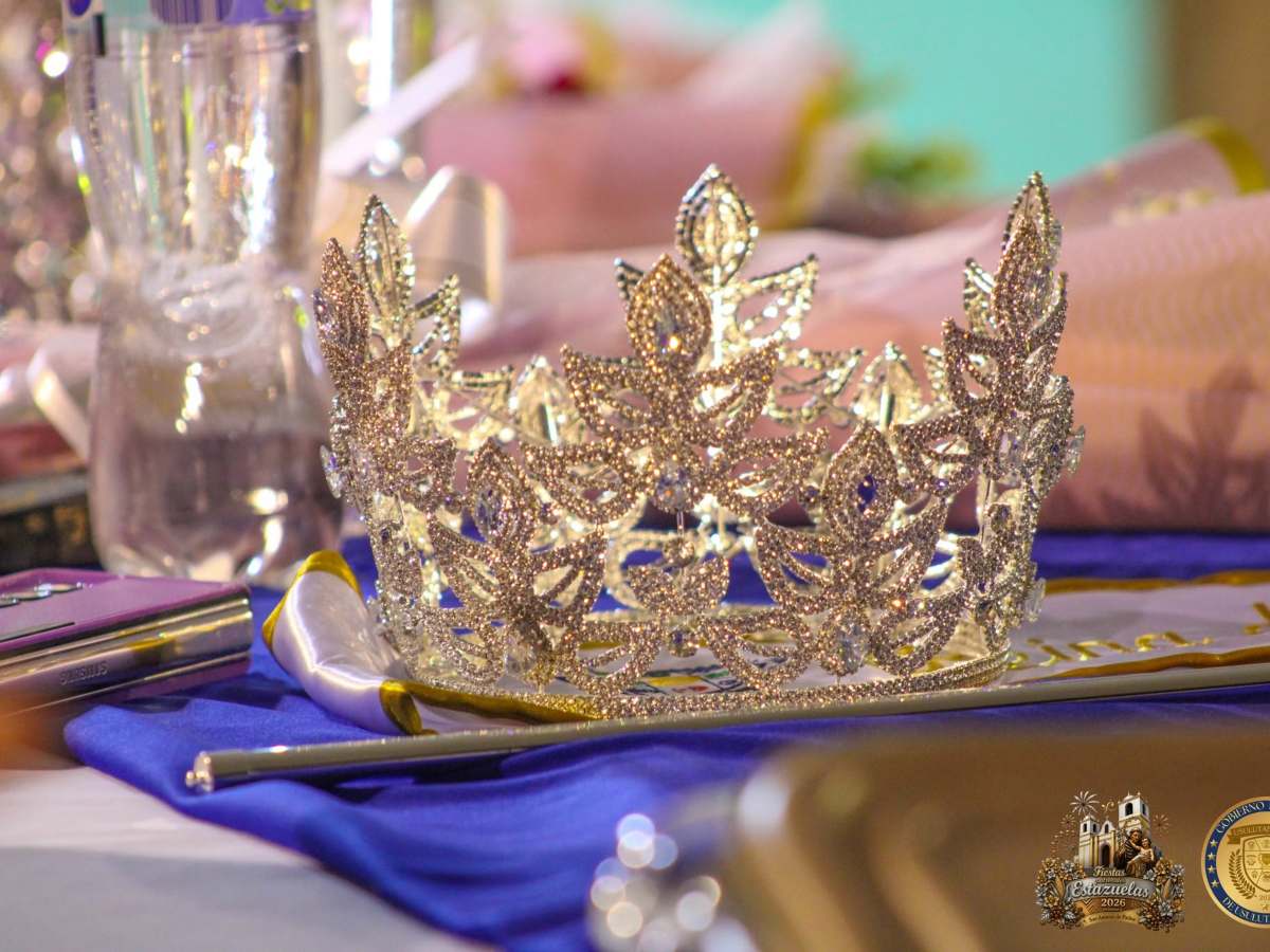Belleza, cultura y tradición brillaron en la coronación de las Reinas 2026.
