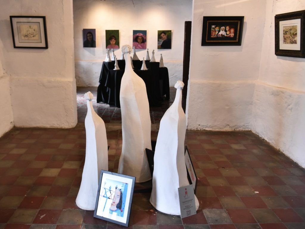 Miguel Ángel Ramírez ha dedicado más de dos décadas a promover las artes plásticas como una herramienta de transformación social para la niñez y juventud de Panchimalco. Fotografía/ Miguel Lemus