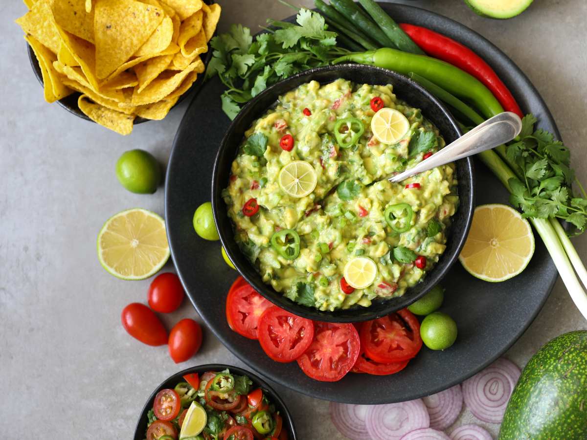 Elegí aguacates según cuándo los vas a consumir: firmes para la semana y más suaves si los querés usar el mismo día.