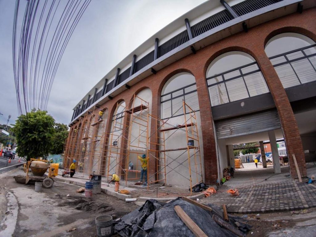 Las autoridades han reiterado que el inmueble continuará funcionando como mercado después de las obras.