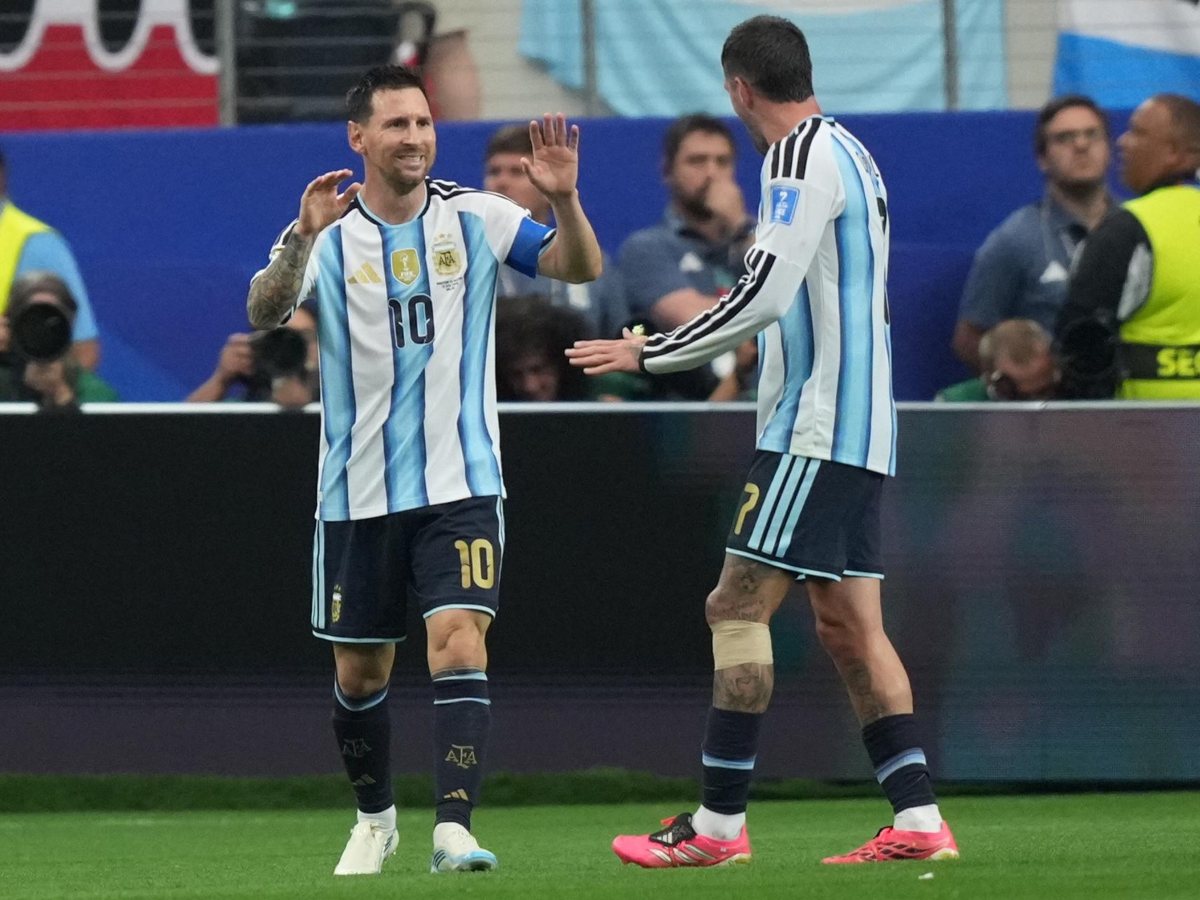 Lionel Messi celebra la victoria de Argentina por 2-0 anter Austria en el Mundial 2026. Foto AFP