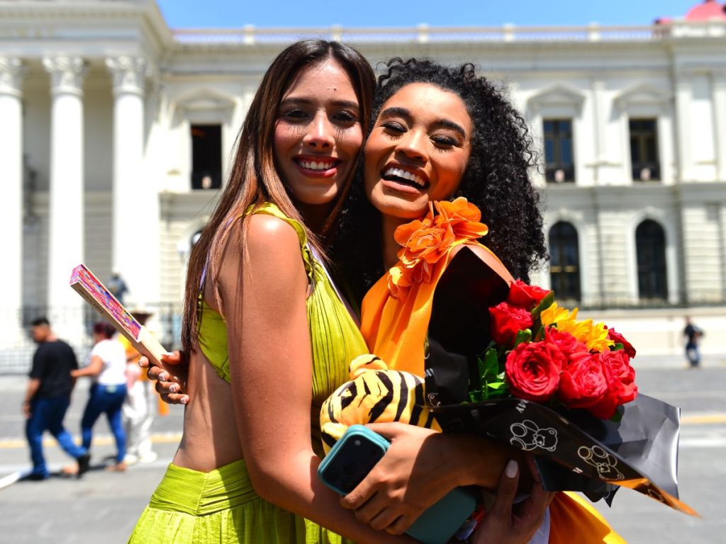 Alejandra Ortiz busca visibilizar la diversidad cultural del país y representar con orgullo sus raíces afrodescendientes. Fotografía/ Lissette Monterrosa