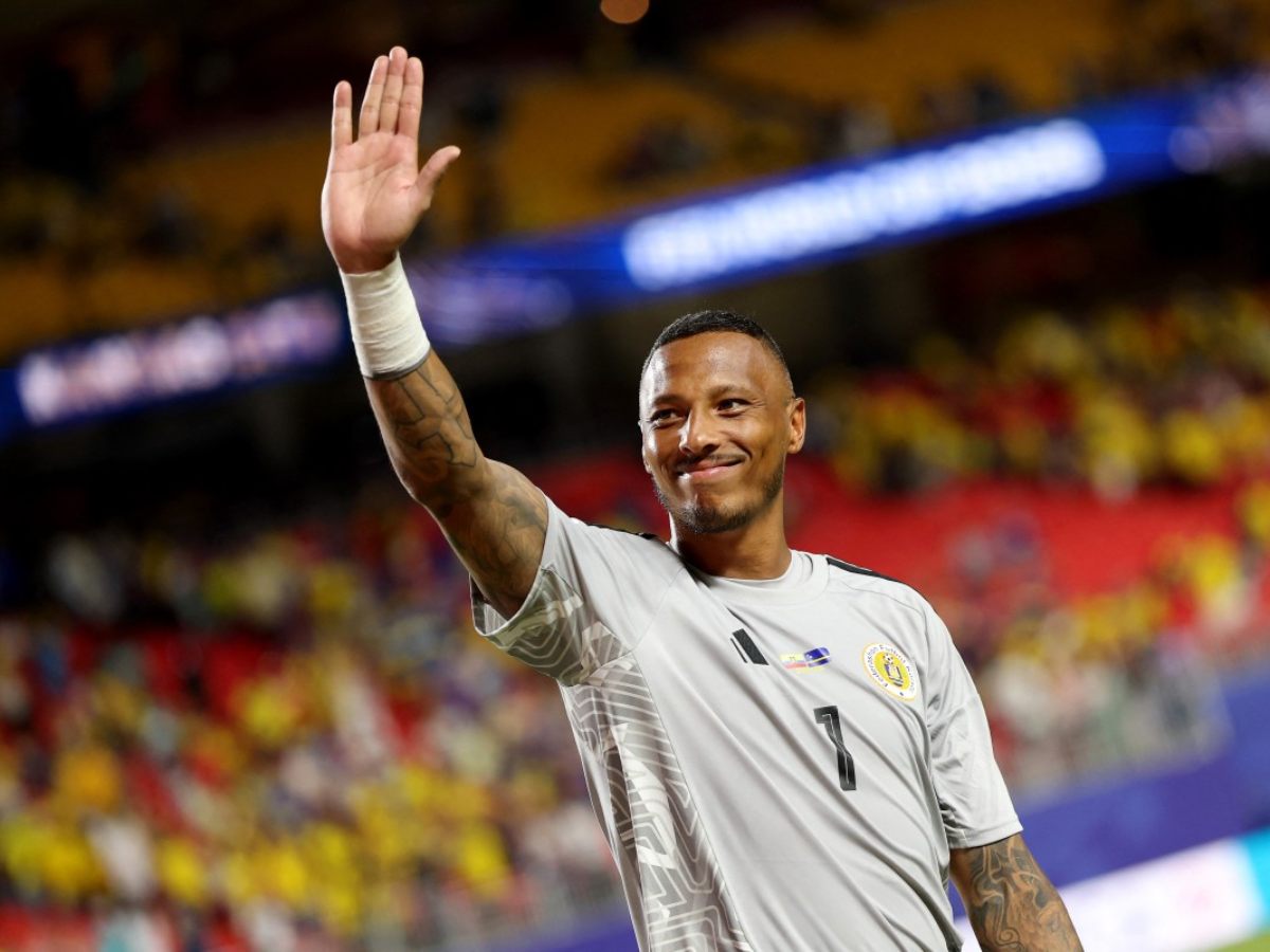 Eloy Room tuvo 15 atajadas ante Ecuador en el Mundial. Foto AFP