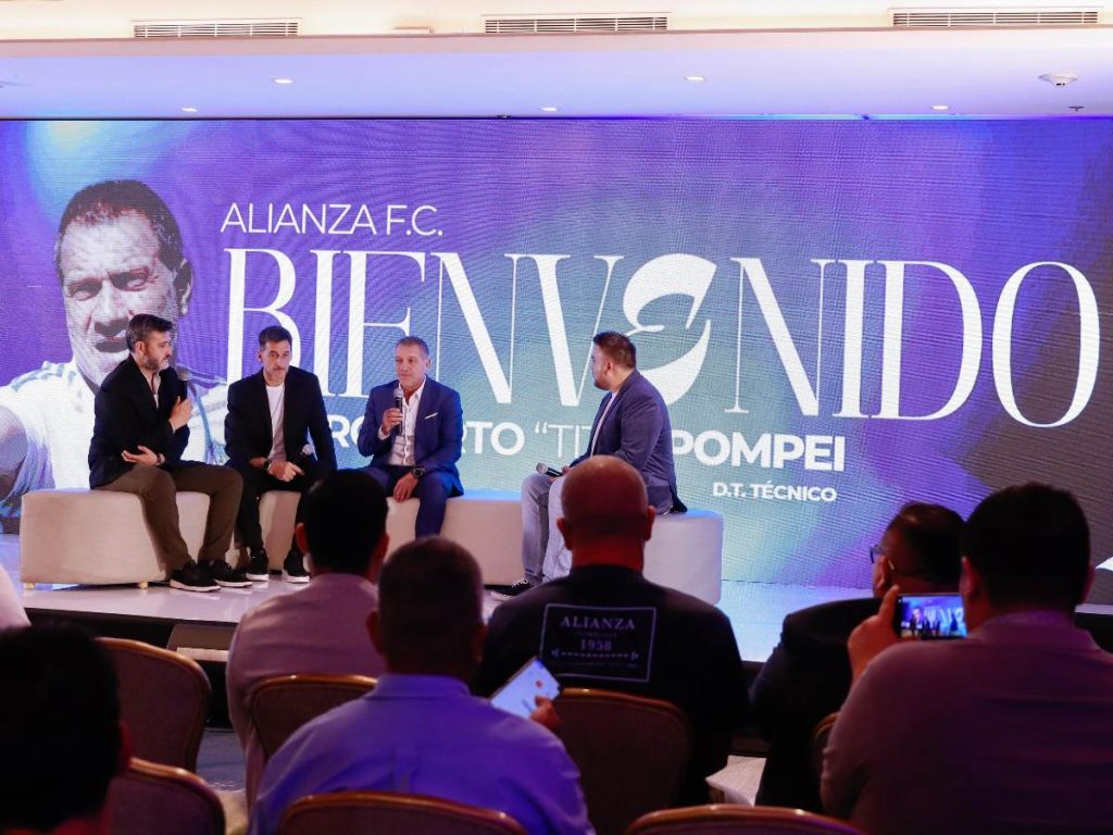 Roberto Pompei fue presentado como nuevo técnico de Alianza, con una apuesta por juveniles, unidad interna y tres retos deportivos en el horizonte.