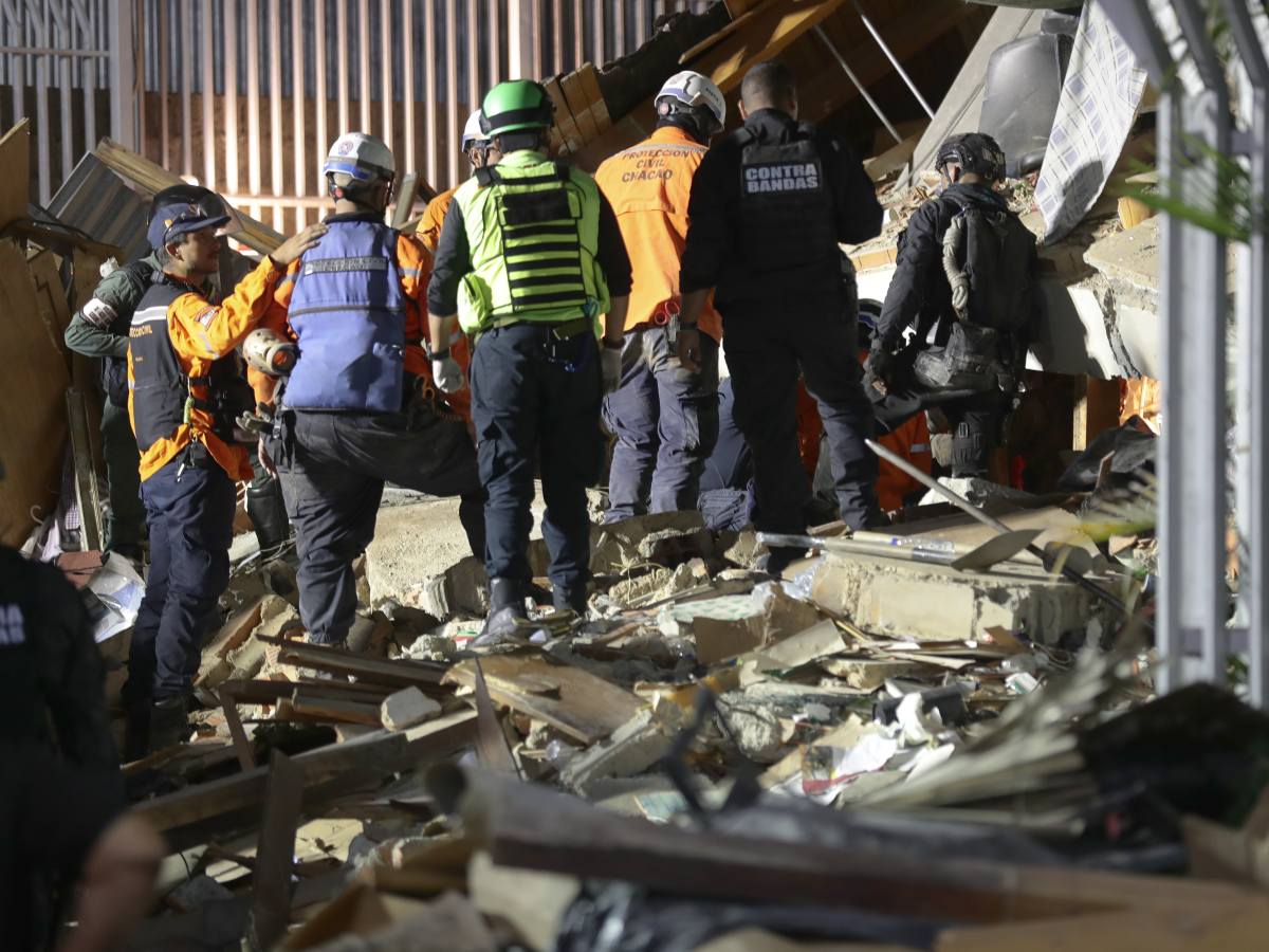 Venezuela declara estado de emergencia tras terremotos y cierra principal aeropuerto