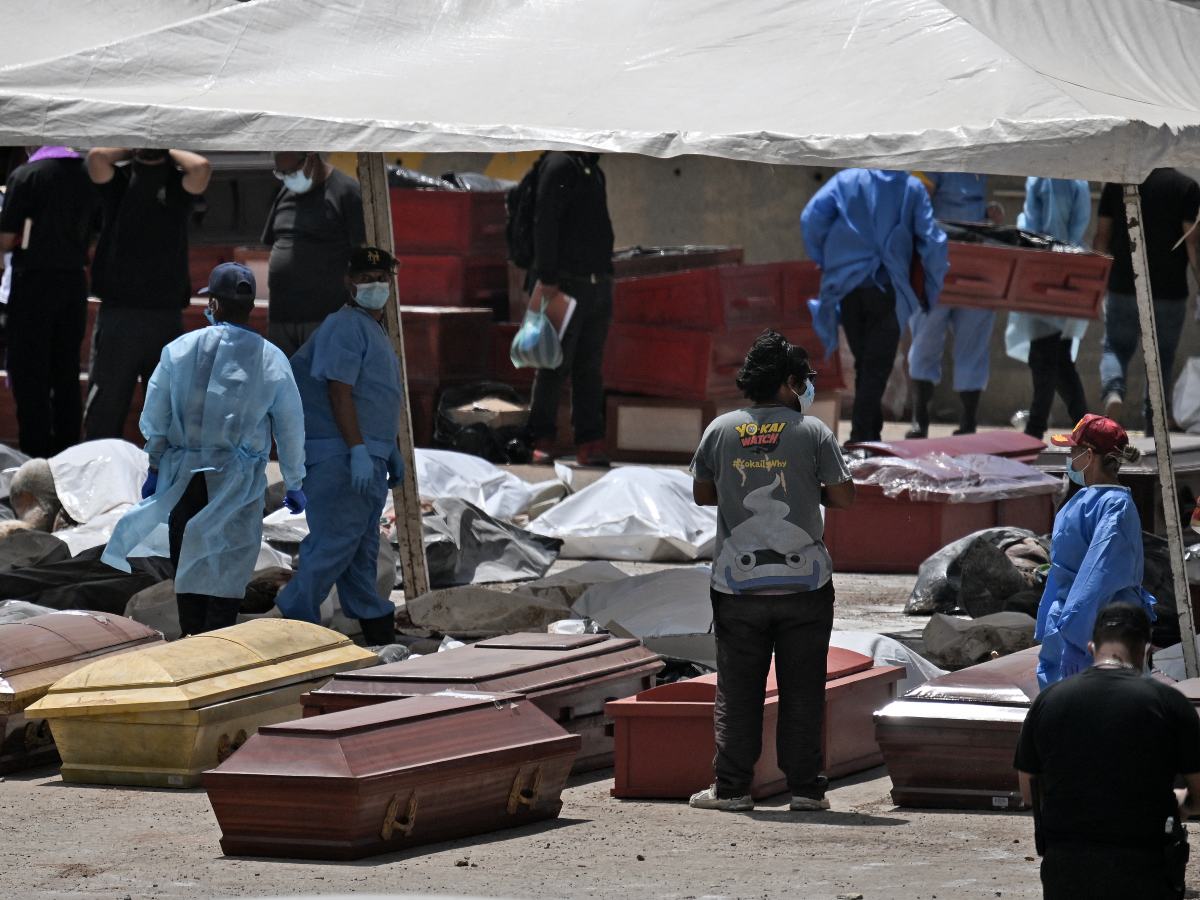 Venezuela eleva a más de 1,700 la cifra de muertos por terremotos