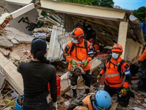 venezuela-rescatistas-salvadoreños-usar (2)