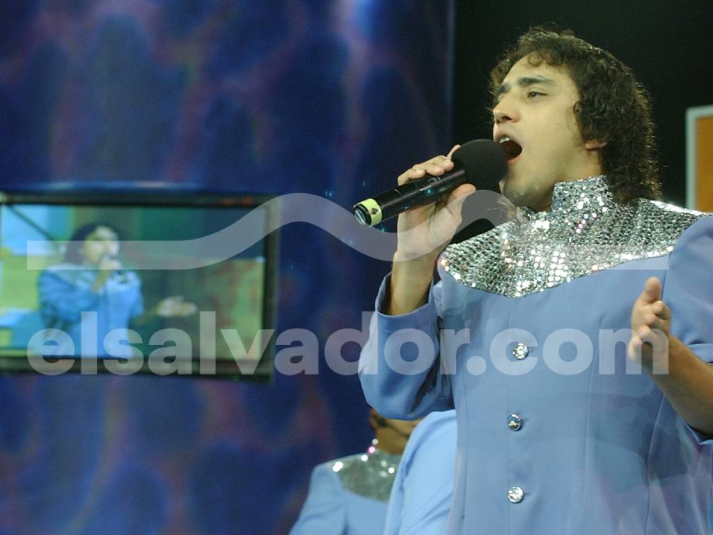 Su legado musical marcó la juventud de miles en todo El Salvador.