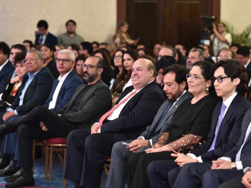 La Asociación Salvadoreña de Industriales celebró la XVI edición del Ranking de Exportadores Industriales 2026, un reconocimiento a empresas con alto desempeño en ventas al exterior.