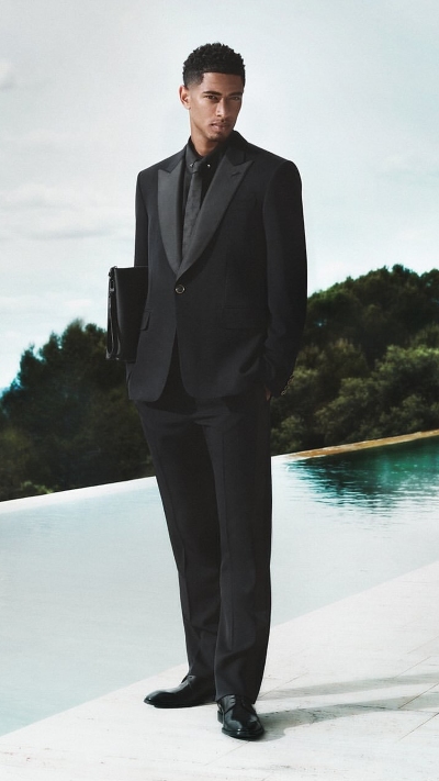 Jude Bellingham encarna la visión de dandismo contemporáneo de Pharrell Williams en la campaña de ropa formal masculina Primavera/Verano 2026 de Louis Vuitton.