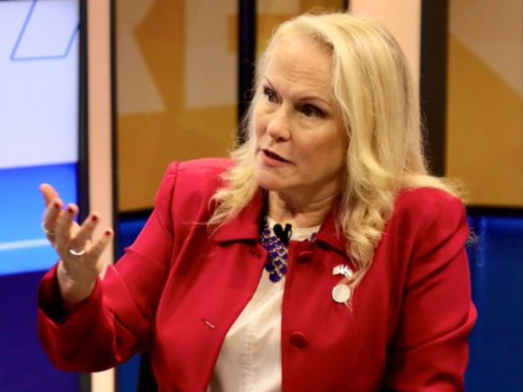 Naomi Fellows, encargada de Negocios de la Embajada de EE. UU., destacó oportunidades para El Salvador en cadenas de suministro.