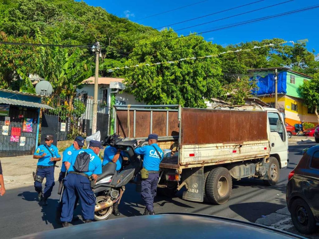 Retiro-moto-CAM-San Salvador