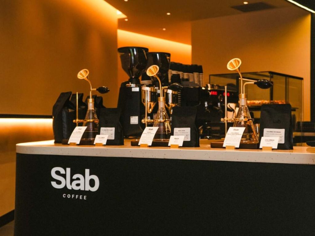 SLAB Specialty Coffee incluirá café cultivado en El Salvador en el menú