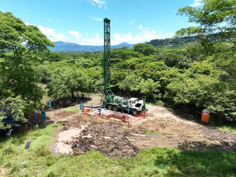 El proyecto contempla una red de distribución de más de 10 kilómetros para llevar agua potable a Villa Modelo.